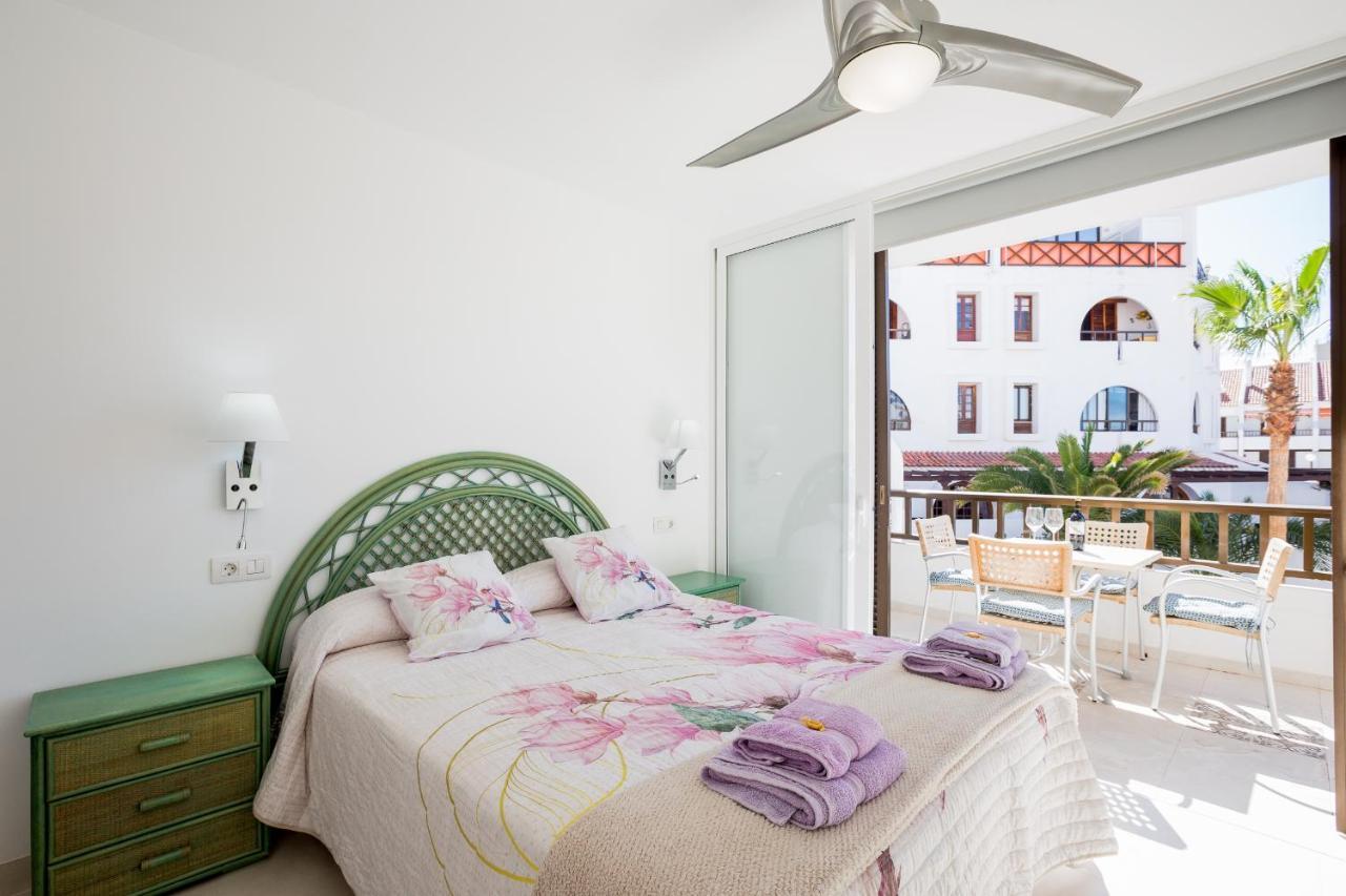 Go2Tenerife Apart'Drago Family Santiago 1 Плайя-де-лас-Амерікас Екстер'єр фото